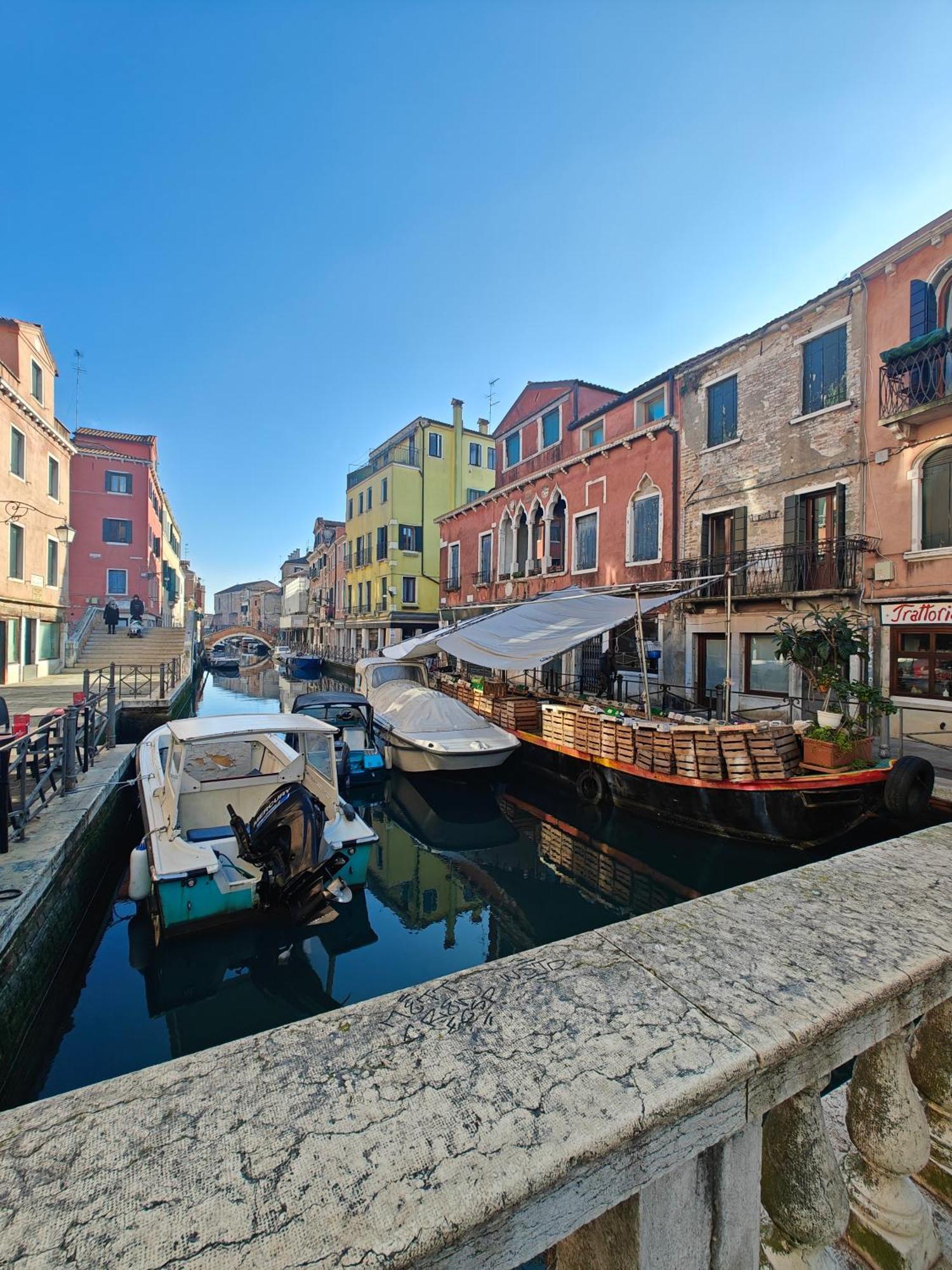 Castello Canal View Veneţia Exterior foto