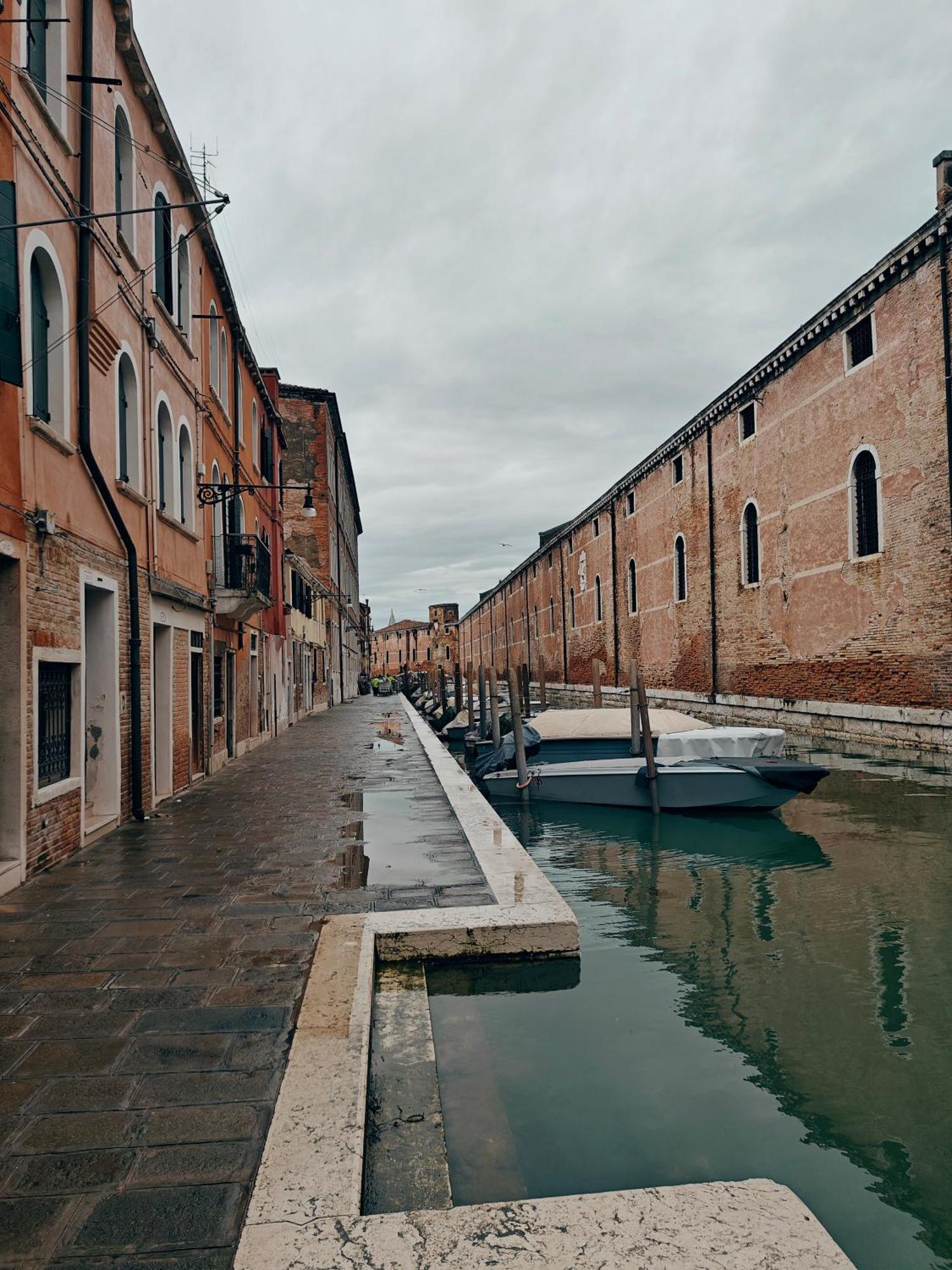 Castello Canal View Veneţia Exterior foto